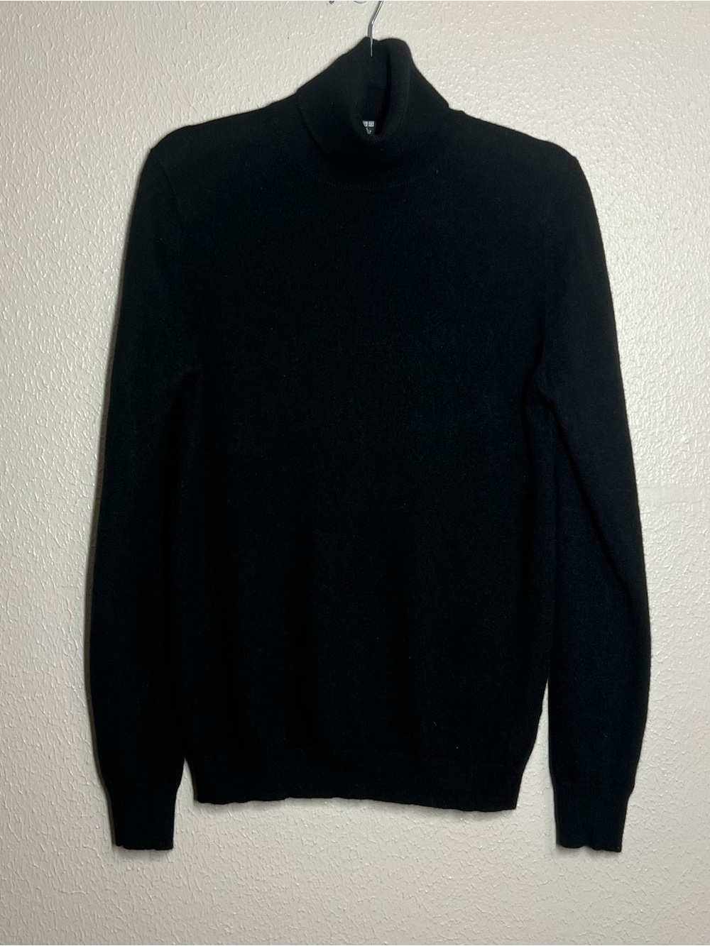UNIQLO Cashmere Sweater Turtleneck Black Pullover Womens Size Large Soft Capsule